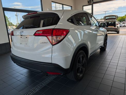 Used 2016 Honda HR-V EX image 2