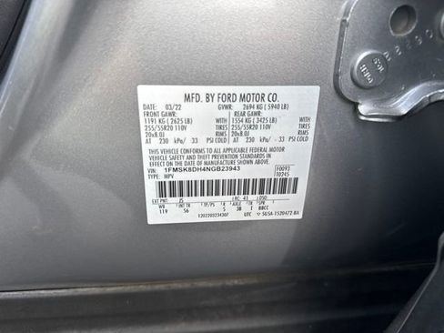 Used 2022 Ford Explorer XLT w/ Equipment Group 202A image 16
