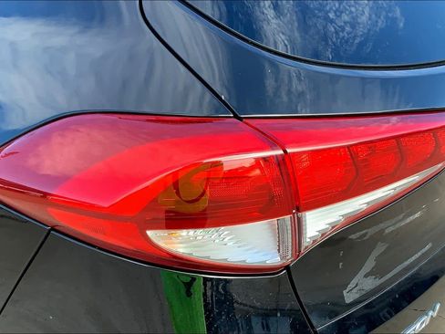 Used 2017 Hyundai Tucson Sport image 27