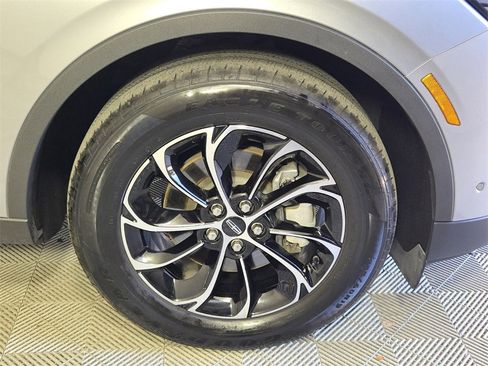 Used 2024 Lincoln Nautilus Premier w/ Equipment Group 102A image 21