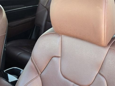 Used 2023 Kia Telluride SX image 12