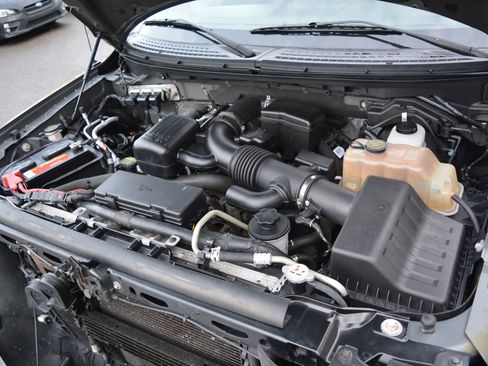 Used 2010 Ford F150 XLT image 33