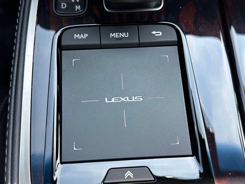 Used 2022 Lexus LS 500 AWD w/ Interior Upgrade Package image 28
