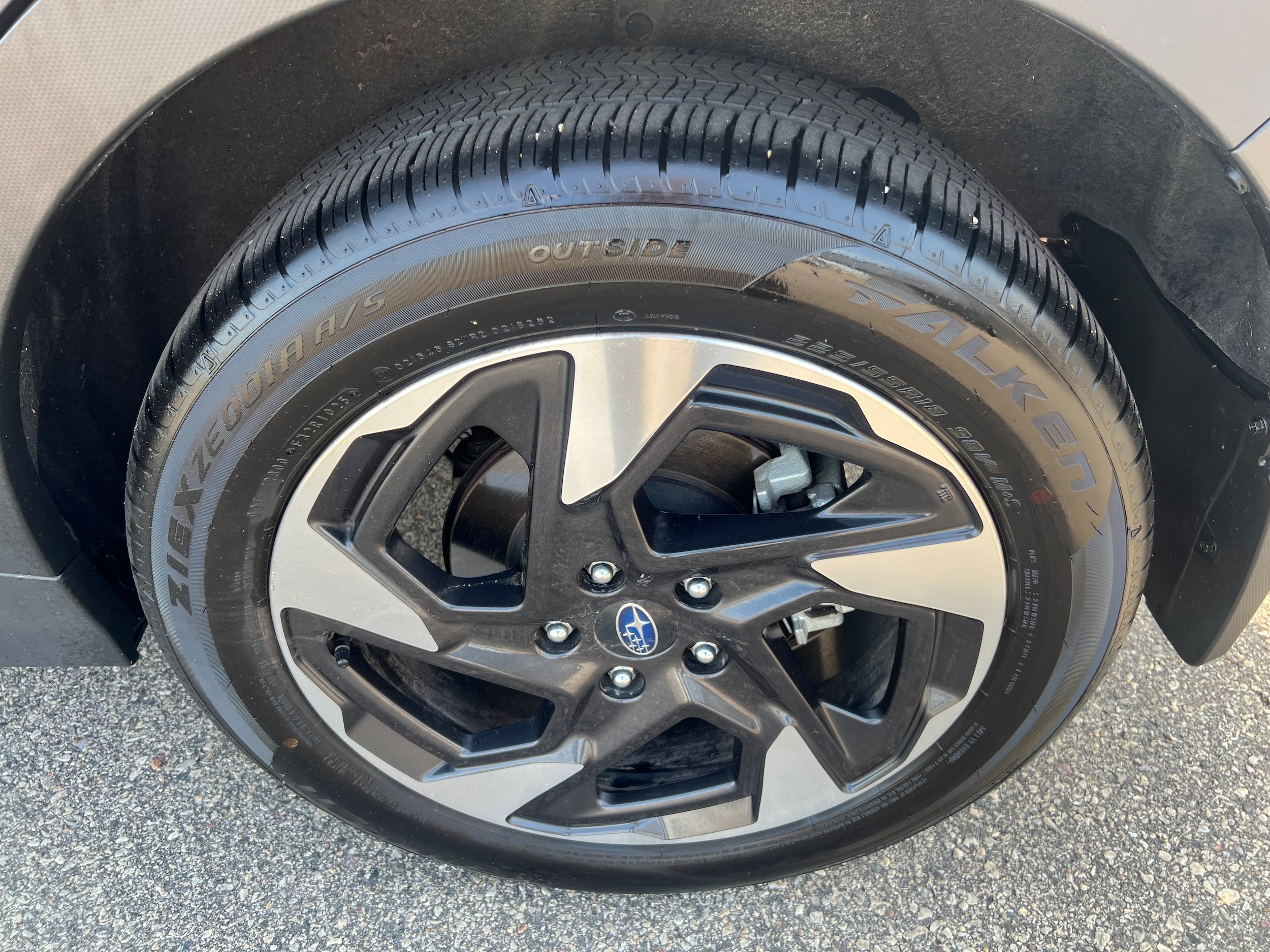 Certified 2025 Subaru Crosstrek 2.5i Limited AWD/4WD image 9