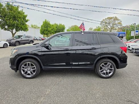 Used 2023 Honda Passport EX-L image 2