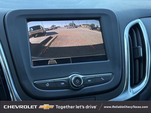 Used 2024 Chevrolet Equinox LT FWD image 24