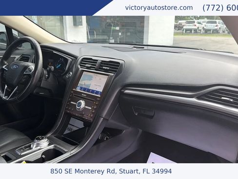 Used 2020 Ford Fusion Titanium AWD/4WD image 25