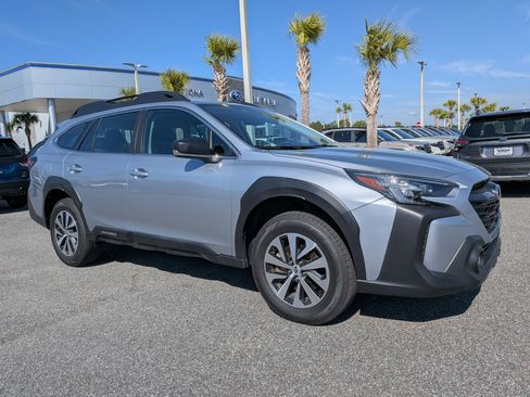 Certified 2024 Subaru Outback 2.5i image 2