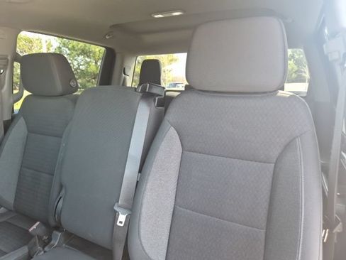 Used 2022 Chevrolet Silverado 1500 RST AWD/4WD image 15
