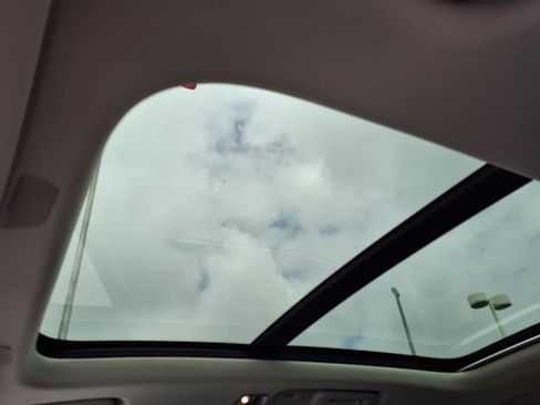 Used 2022 Volvo XC90 T6 Momentum image 15