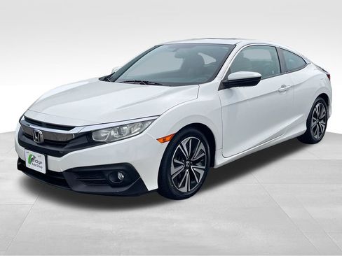 Used 2017 Honda Civic EX-T image 4