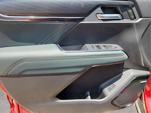 New 2025 GMC Acadia AT4 w/ Super Cruise Package image 10