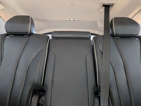 Used 2023 Acura MDX SH-AWD w/ Advance Package image 17
