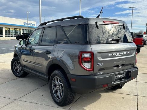 Used 2023 Ford Bronco Sport Badlands image 4