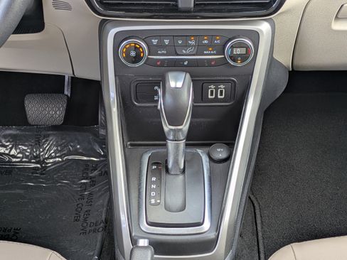 Used 2019 Ford EcoSport Titanium FWD image 17