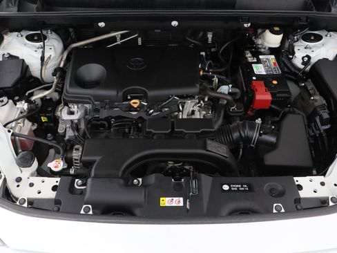 Certified 2020 Toyota RAV4 LE image 33