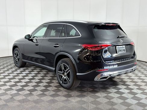 Used 2026 Mercedes-Benz GLC 300 4MATIC image 3