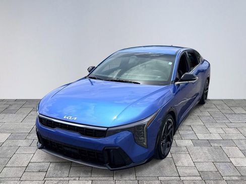Used 2025 Kia K4 GT-Line FWD image 3