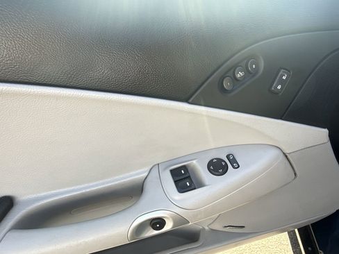 Used 2012 Chevrolet Corvette Grand Sport w/ 3LT Preferred Equipment Group image 21