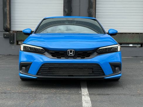 Used 2023 Honda Civic Sport Touring image 9