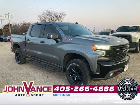 Used 2019 Chevrolet Silverado 1500 LT Trail Boss image 9