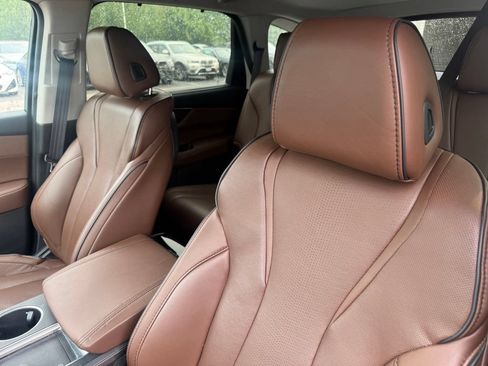 Used 2022 Acura MDX SH-AWD w/ Advance Package image 9