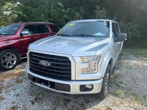 Used 2016 Ford F150 XLT w/ Equipment Group 302A Luxury AWD/4WD image 4