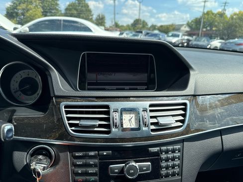 Used 2014 Mercedes-Benz E 350 4MATIC Sedan w/ Premium 1 Package image 18