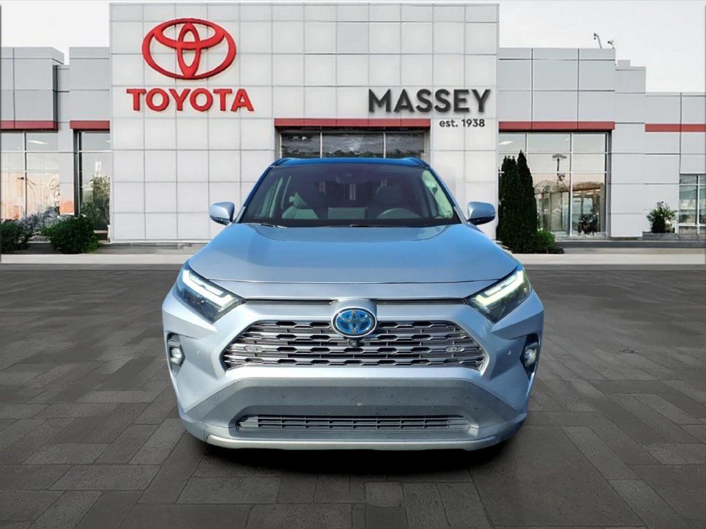 Used 2022 Toyota RAV4 Limited AWD/4WD image 8