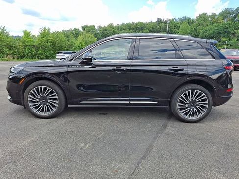 Used 2022 Lincoln Corsair Reserve w/ Equipment Group 201A AWD/4WD image 4