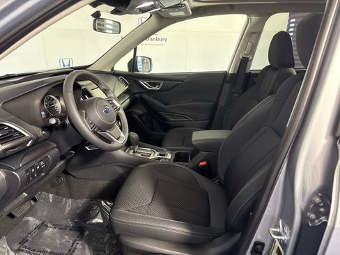 Used 2024 Subaru Forester Premium AWD/4WD image 15