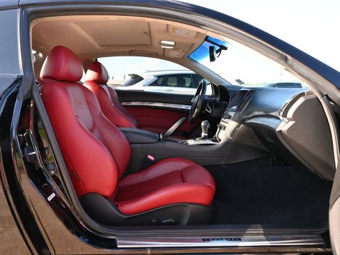 Used 2011 INFINITI G37 IPL RWD image 20