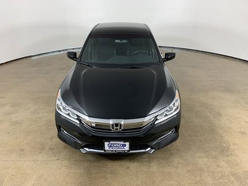 Used 2016 Honda Accord Sport image 4