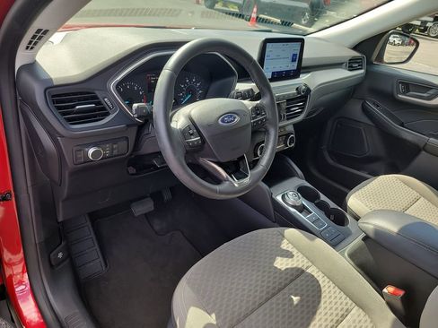 Certified 2022 Ford Escape SE w/ SE Sport Appearance Package FWD image 16