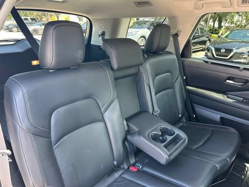 Certified 2022 Nissan Pathfinder SL w/ SL Black Package FWD image 53