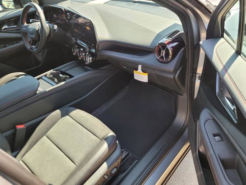 New 2026 Chevrolet Blazer EV RS w/ Super Cruise Package AWD/4WD image 6