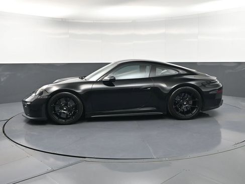 Certified 2026 Porsche 911 GT3 RWD image 2