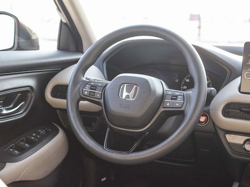 Certified 2026 Honda HR-V LX image 15