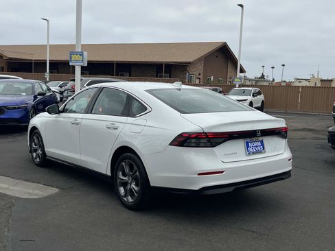 Used 2024 Honda Accord EX image 3
