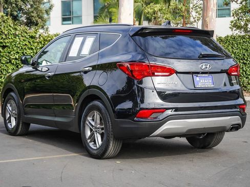 Used 2017 Hyundai Santa Fe Sport FWD image 4