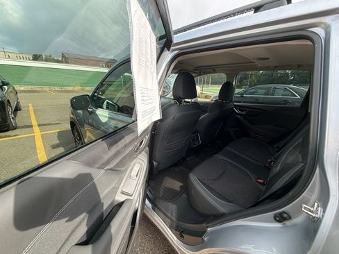 Used 2020 Subaru Forester Premium w/ Popular Package #1 AWD/4WD image 11