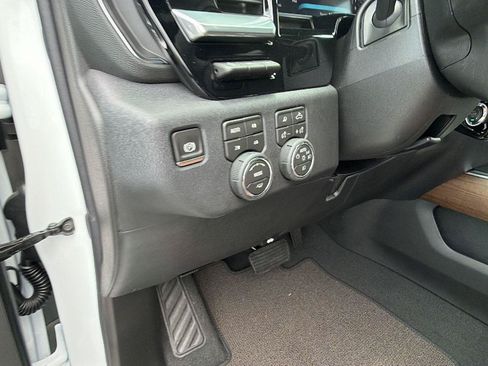 New 2026 Chevrolet Silverado 2500 High Country w/ High Country Premium Package AWD/4WD image 20