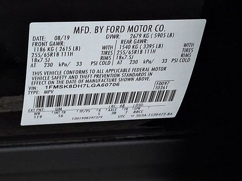 Used 2020 Ford Explorer XLT w/ Equipment Group 202A AWD/4WD image 26