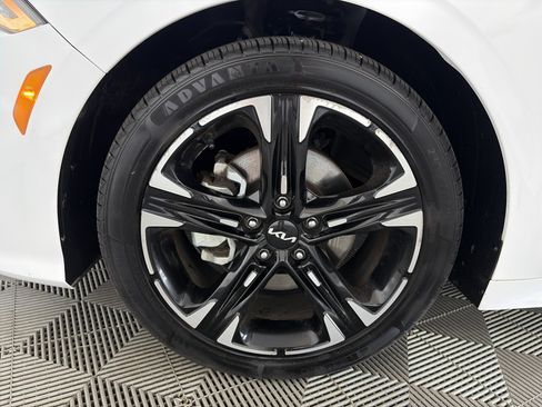 Certified 2022 Kia K5 GT-Line FWD image 13