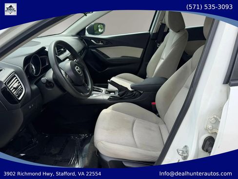 Used 2014 MAZDA MAZDA3 i Sport FWD image 19
