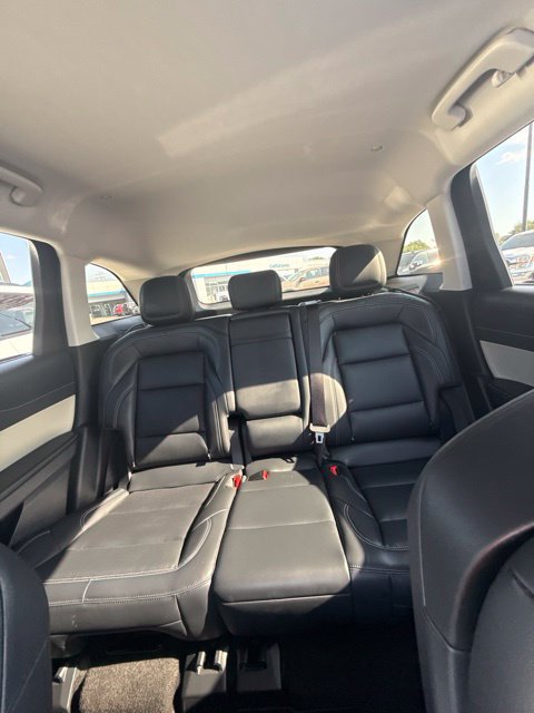 Used 2025 Lincoln Nautilus Premier AWD/4WD image 18