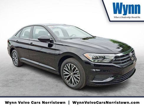 Certified 2021 Volkswagen Jetta S w/ Driver Assistance Package FWD image 1