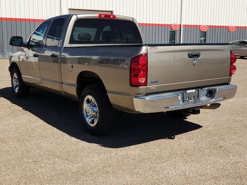 Used 2009 Dodge Ram 2500 Truck SXT RWD image 3