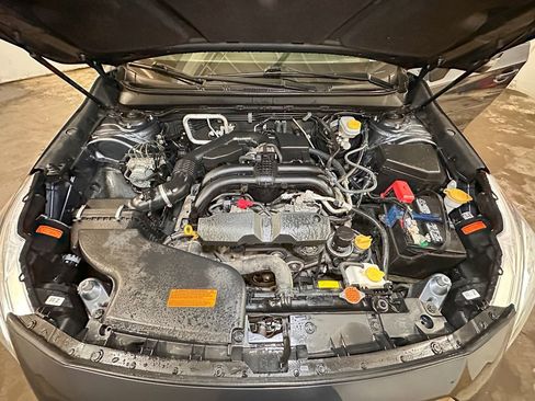 Used 2017 Subaru Outback 2.5i Limited image 57