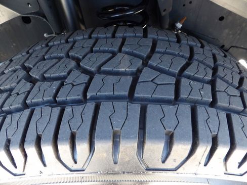 Used 2024 RAM 2500 Laramie w/ Safety Group AWD/4WD image 61